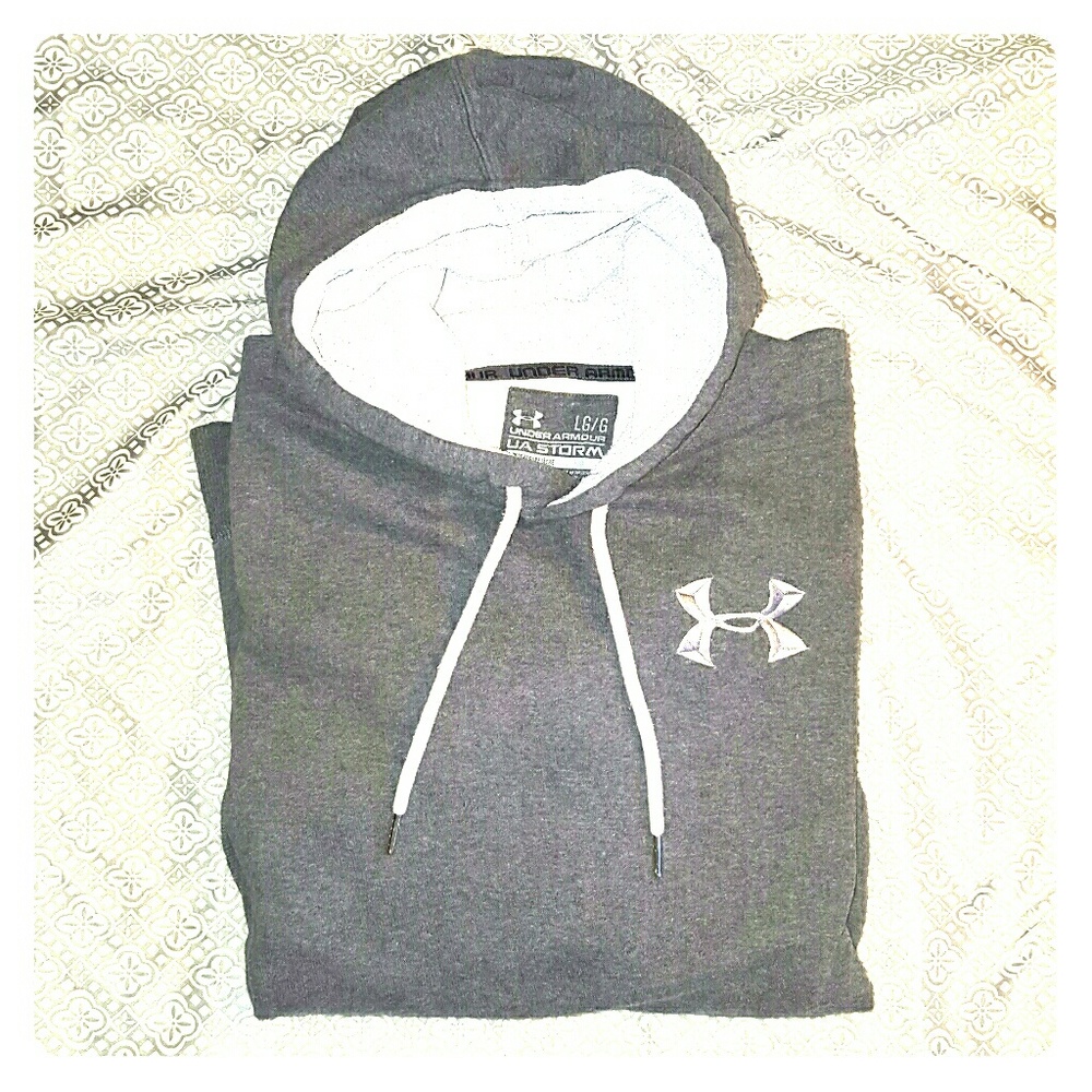 Under Armour hoodie